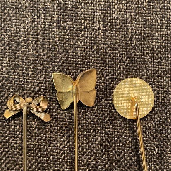 Set of Gold Stick Pins - Picture 6 of 6